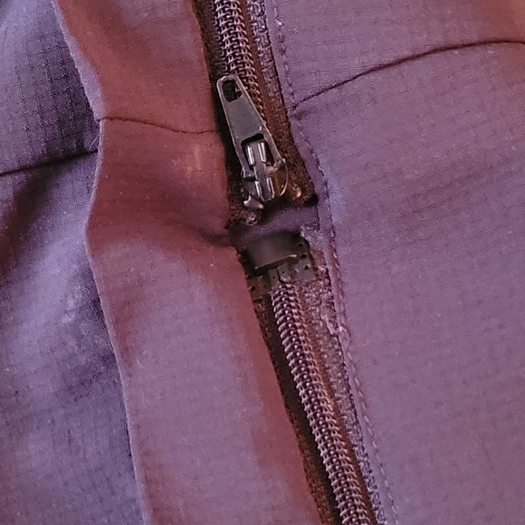 PENNINGTONS ACTIVEZONE Black Zip Convertible Leisure Pants, Size X - Picture 6 of 11